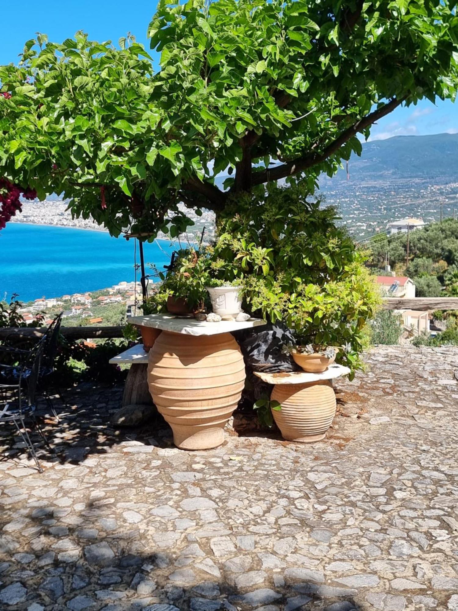 Unique View Apartment Kalamata Exterior photo